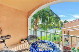 1195 Wildwood Lakes Boulevard, NAPLES, FL 34104 Sold 03/18/24