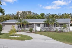 993 Town And River Drive, FORT MYERS, FL 33919 Sold 03/13/24