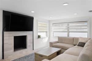 993 Town And River Drive, FORT MYERS, FL 33919 Sold 03/13/24