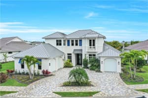 16716 Enclave Cir, Naples