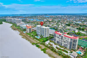 140 Seaview Court, MARCO ISLAND, FL 34145 Sold 05/31/24