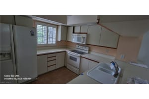 1600 Spoonbill Ln #1600, Naples, FL 34105, Sold 04/05/24