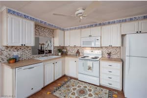 218 Poinsettia Drive, FORT MYERS, FL 33905 Sold 04/19/24