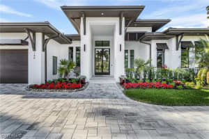 145 CHESHIRE Way, NAPLES, FL 34110 Sold 02/07/24