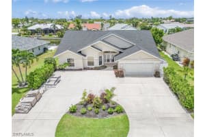 404 10th Court, Cape Coral, FL 33990 Sold 12/10/24
