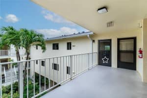 835 Elkcam Circle, MARCO ISLAND, FL 34145 Sold 04/30/24