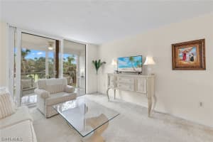 400 Forest Lakes Boulevard, NAPLES, FL 34105 Sold 04/02/24