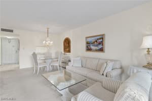 400 Forest Lakes Boulevard, NAPLES, FL 34105 Sold 04/02/24