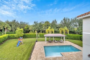 3279 Pacific Drive, NAPLES, FL 34119 Sold 08/09/24