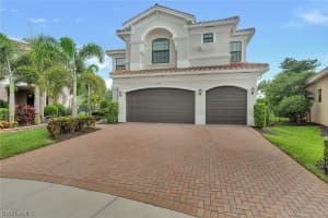 3279 Pacific Drive, NAPLES, FL 34119 Sold 08/09/24
