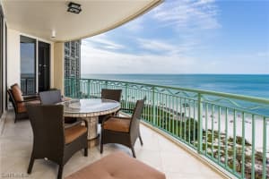 940 Cape Marco Drive, MARCO ISLAND, FL 34145 Sold 02/15/24