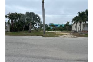 11400 Bayside Boulevard, Fort Myers Beach, FL 33931 - MLS#224000970