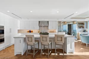 6897 Grenadier Boulevard, NAPLES, FL 34108 Sold 01/15/25
