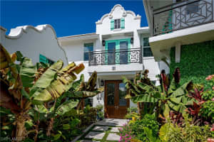 400 Century Drive, MARCO ISLAND, FL 34145 Sold 04/09/25