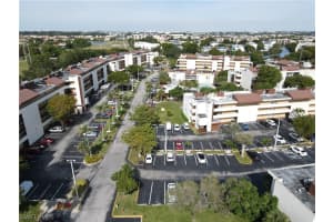 8840 FONTAINEBLEAU Boulevard, MIAMI, FL 33172 Sold 03/15/24