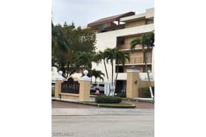 8840 FONTAINEBLEAU Boulevard, MIAMI, FL 33172 Sold 03/15/24