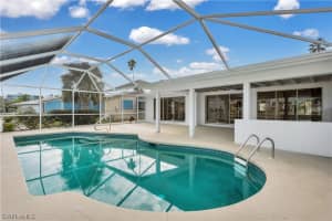 9 Fairview Boulevard, FORT MYERS BEACH, FL 33931 Sold 01/23/24