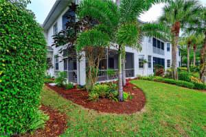5070 Yacht Harbor Circle, NAPLES, FL 34112 Sold 03/20/24