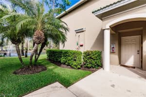 3565 Laurel Greens Lane, NAPLES, FL 34119 Sold 03/01/24