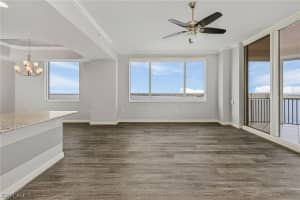 2104 First Street, FORT MYERS, FL 33901 Sold 02/14/24