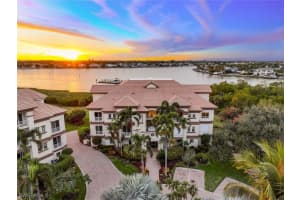 1510 Star Point Lane, NAPLES, FL 34112 Sold 05/01/24