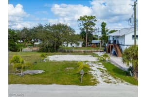 4730 Swordfish Street, Bonita Springs, FL 34134 - MLS#224002428
