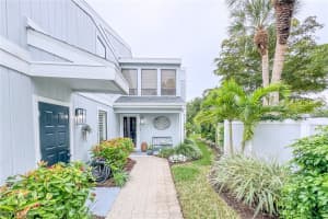 201 Woodshire Lane, NAPLES, FL 34105 Sold 03/12/24