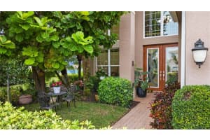 1401 King Sago Court, NAPLES, FL 34119 Sold 03/01/24
