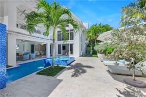 1011 6th Street, NAPLES, FL 34102 Sold 02/21/25
