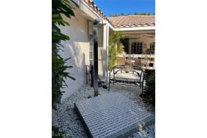 932 Whelk Drive, SANIBEL, FL 33957 Sold 04/19/24