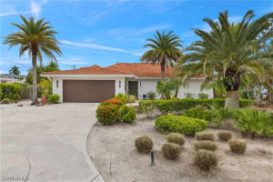 1658 Sabal Palm Drive, SANIBEL, FL 33957 Sold 04/18/24
