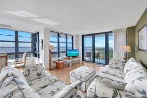 380 Seaview Court, MARCO ISLAND, FL 34145 Sold 10/18/24