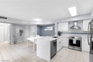 1270 Wildwood Lakes Boulevard, NAPLES, FL 34104 Sold 04/02/24