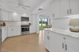121 Bob O' Link Way, NAPLES, FL 34105 Sold 03/28/24
