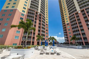 2743 1st Street, FORT MYERS, FL 33916 Sold 03/11/24