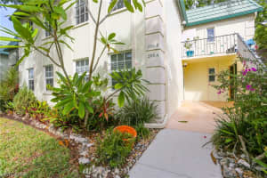 206 Bob O Link Way, NAPLES, FL 34105 Sold 03/21/24