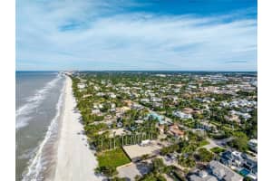 17 7TH Avenue, NAPLES, FL 34102 Sold 11/08/24