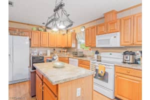 190 Pine Key Lane, Naples, FL 34114 Sold 12/03/24