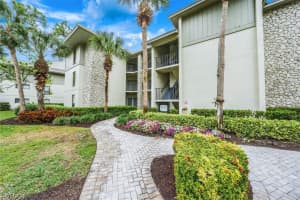 40 Cypress View Drive, NAPLES, FL 34113 Sold 03/25/25