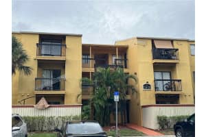 2835 Winkler Avenue, FORT MYERS, FL 33916 Sold 02/19/24