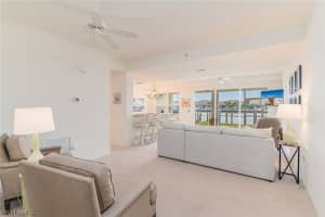 370 Stella Maris Drive, NAPLES, FL 34114 Sold 03/12/24
