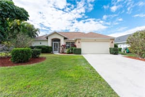 511 Ibis Way, Naples