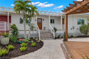 3822 Coquina Drive, SANIBEL, FL 33957 Sold 09/16/24
