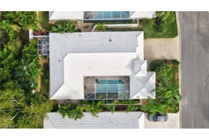 1371 Old Oak Lane, NAPLES, FL 34110 Sold 02/27/24