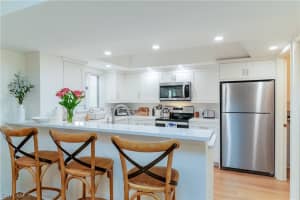 1641 Spoonbill Lane, NAPLES, FL 34105 Sold 03/27/24
