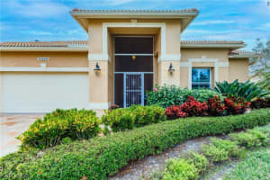 4320 Mistlethrush Lane, NAPLES, FL 34119 Sold 05/21/24