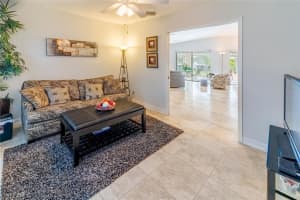 800 Diamond Circle, NAPLES, FL 34110 Sold 04/30/24