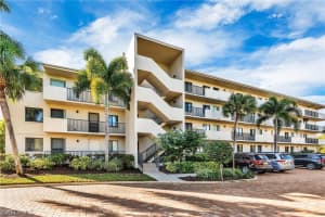 979 Gulf Drive, SANIBEL, FL 33957 Sold 04/30/24