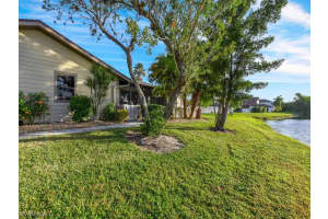 13213 Broadhurst Loop, FORT MYERS, FL 33919 Sold 05/30/24