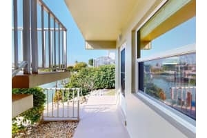 1152 Bald Eagle Drive, MARCO ISLAND, FL 34145 Sold 03/03/25